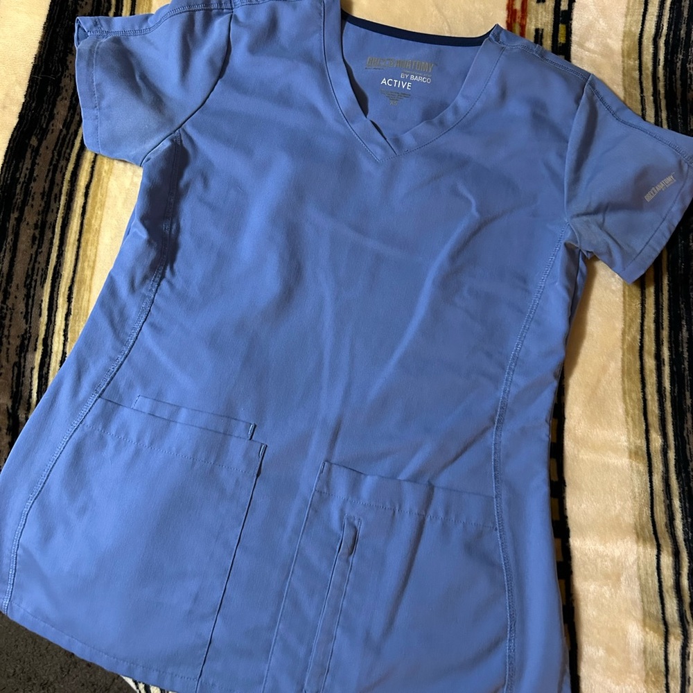 Grey's Anatomy Active V-Neck Scrub Top in Periwinkle Blue